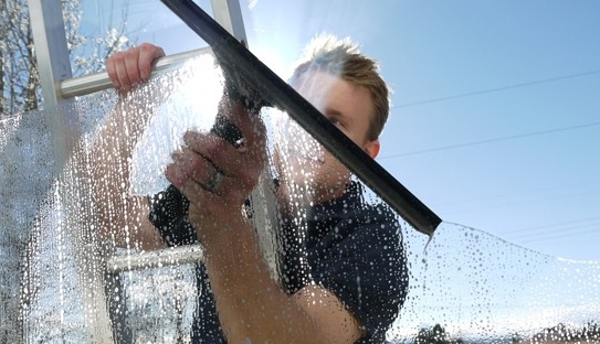 Lavage de fenêtres et vitres
